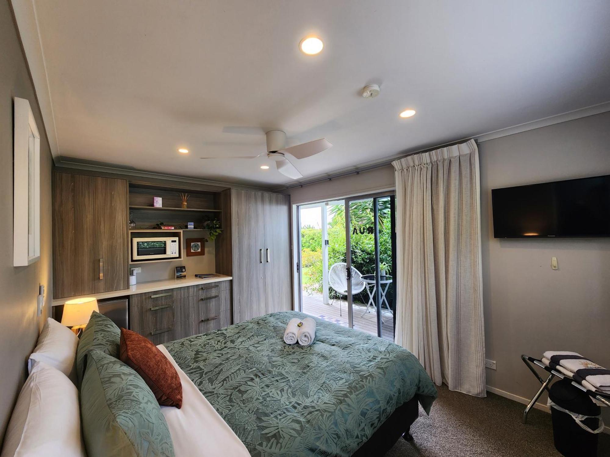 Hahei Getaway Rua Hotel ภายนอก รูปภาพ
